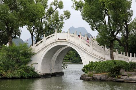 古林公園燒烤在哪裏_烤肉店是否能提供古林公園的詳細地圖指引